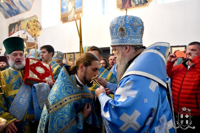 Очільник УПЦ (МП) Нафанаїл під Луцьком освятив храм. ФОТО