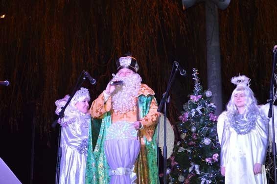 У Ковелі засяяла головна ялинка