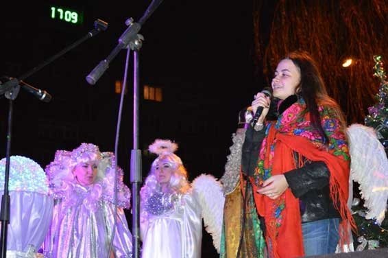 У Ковелі засяяла головна ялинка