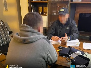 Збитки у понад 475 мільйонів: на Волинській митниці викрили злочинну організацію, 10 підозрюваних