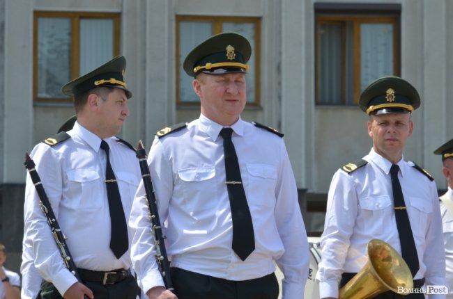 Волинські «шерифи» отримали 25 службових позашляховиків. ФОТО