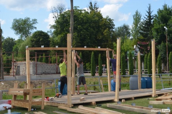 Останні приготування до «Бандерштату». ФОТО