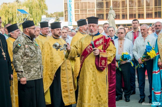 У Луцьку вшанували пам'ять загиблих воїнів АТО. ФОТО