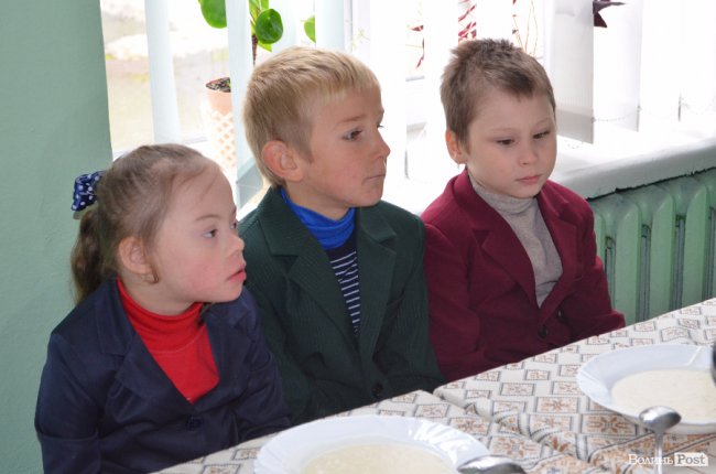 Перше, друге та компот: як у Луцьку харчуються особливі діти