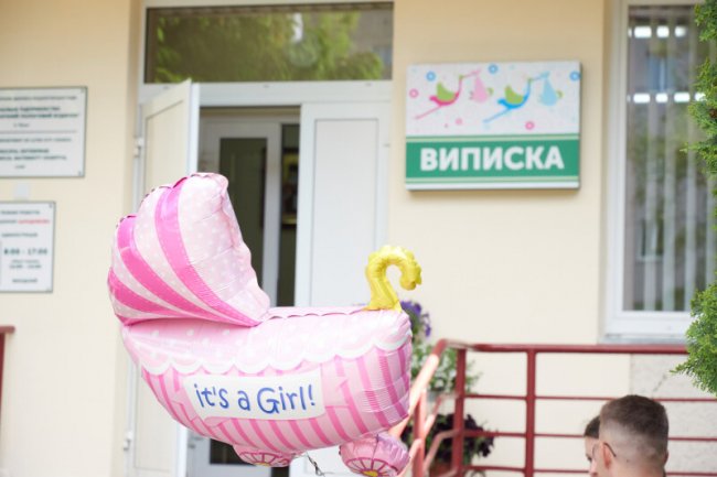 Акторка серіалу «Жіночий лікар» народила у Луцьку донечку