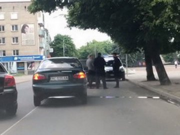 Аварія у місті на Волині: Lanos зіткнувся із Volkswagen