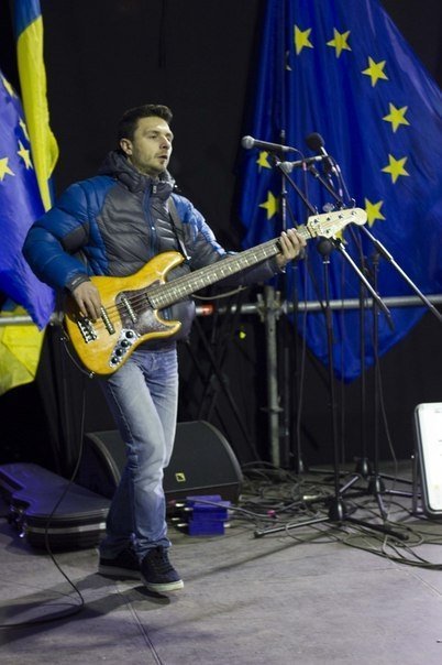 Гурт з Луцька виступив на Євромайдані в Києві. ФОТО