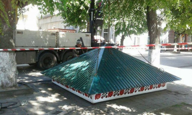 Муніципали знесли кіоски на Конякіна і Лесі Українки