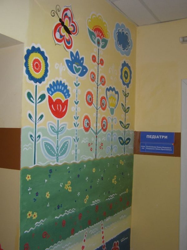 У Луцьку розмалювали медичну установу. ФОТО