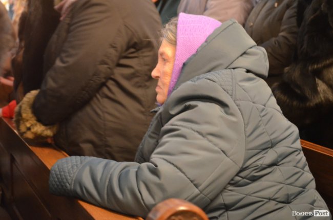 Магія Різдва: у луцькому соборі відбулося урочисте богослужіння. ФОТО