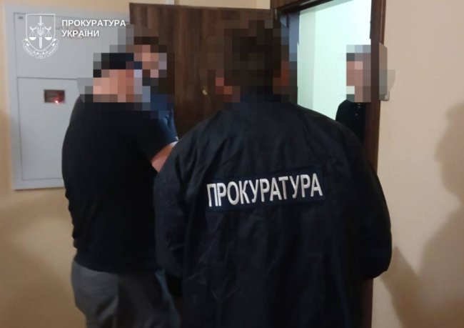 Вимагали 100 тисяч гривень від підприємця: на Волині судять двох посадовців Держпродспоживслужби