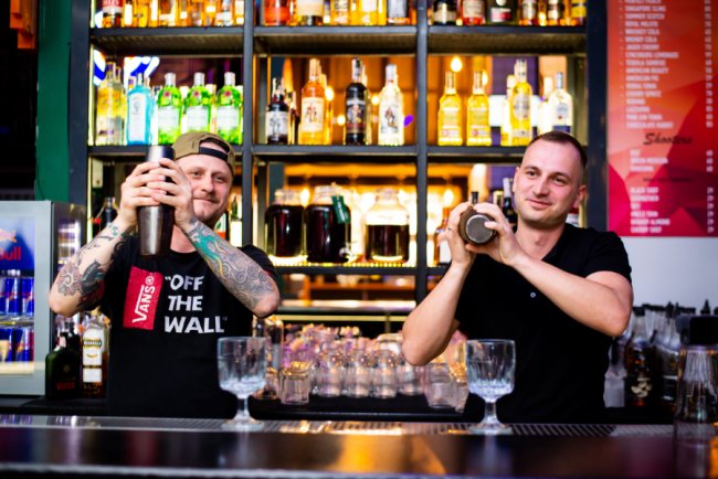 У «Промені» організовують вечірки в американському стилі*