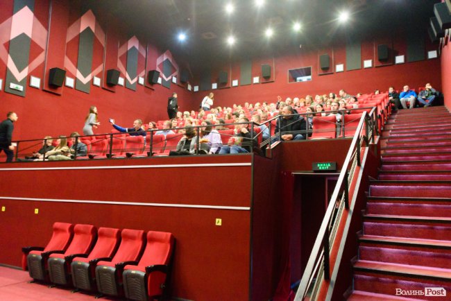 У «PremierCity» відбувся допрем'єрний показ військової комедії «Наші котики». ФОТО