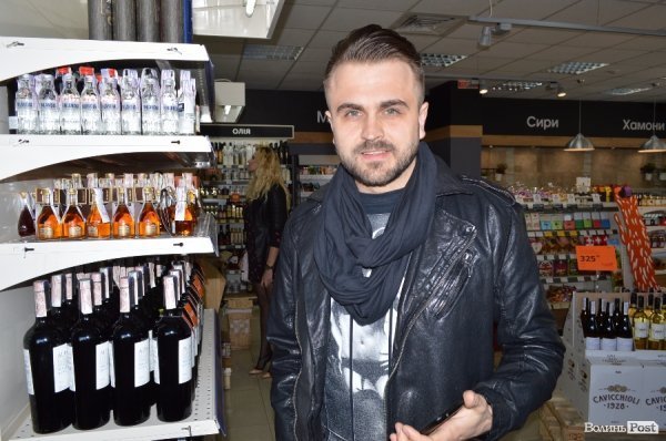 6 стильних  LOVES в шафі публічної персони