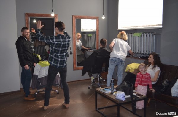 6 стильних  LOVES в шафі публічної персони