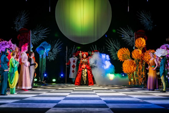 У Луцьку казку-фентезі «Аліса. Повернення в Дивокрай» відвідали 1200 глядачів 