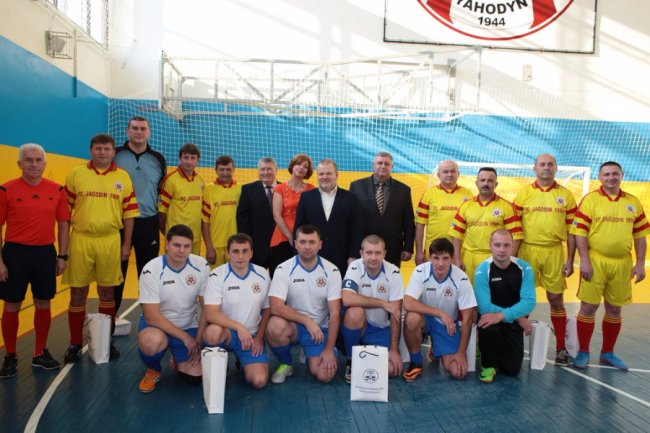 Футбол і подарунки: Волинська митниця відзначила річницю створення