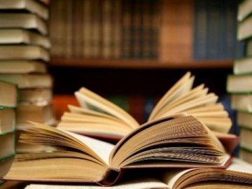 Чому паперові книги для школи популярніші, ніж електронні?*