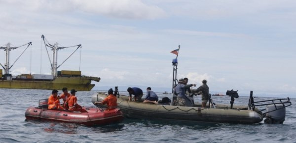 На Філіппінах паром із 870 пасажирами потонув за півгодини. ФОТО