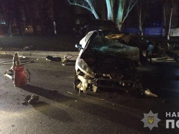 У Миколаєві  двоє військових загинули в аварії