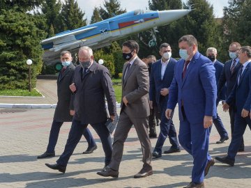 Що Разумков дивився у Луцьку «без преси» і як про це відгукнувся . ФОТО