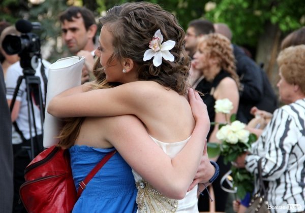 Луцьк відгуляв шкільні випускні. ФОТО