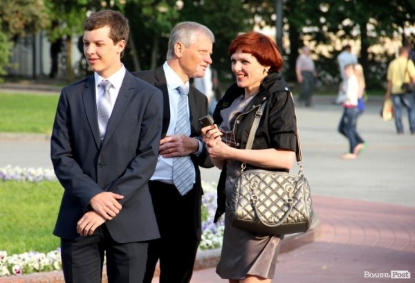 Луцьк відгуляв шкільні випускні. ФОТО