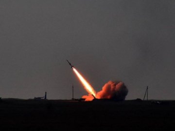 Вночі над Україною збили чотири ракети і безпілотник