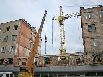П’ять сімей з обваленого будинку в Луцьку знайшли собі квартири 