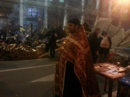 Будні штабу Євромайдану в Києві. ФОТО