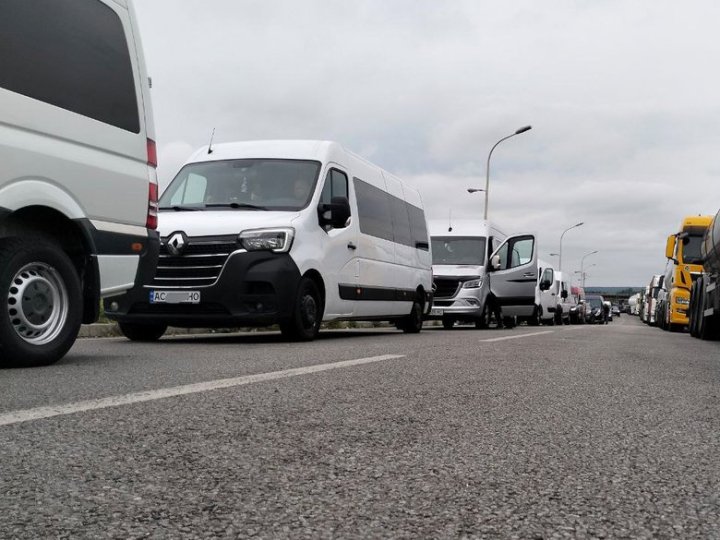 Черги на ПП «Устилуг» на Волині: на перетин кордону очікують 105 автомобілів