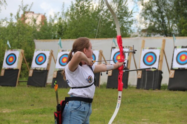 У Луцьку вперше відбувся турнір зі стрільби з лука. ФОТО
