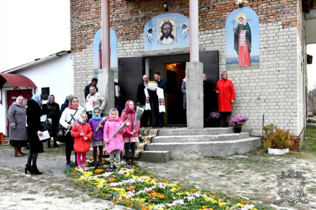 Очільник УПЦ (МП) Нафанаїл під Луцьком освятив храм. ФОТО