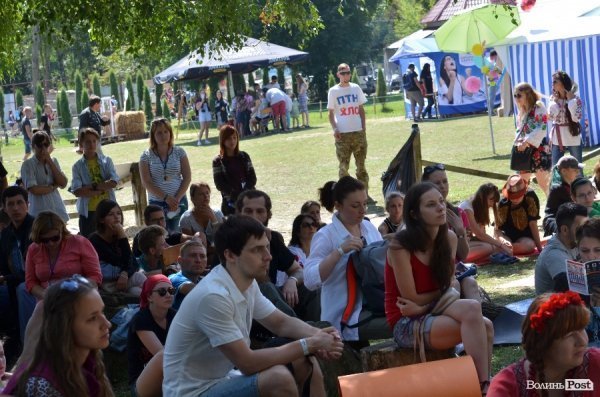 Як уродженка США навчає українських солдат надавати медичну допомогу. ФОТО