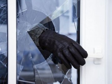 На Волині магазинний злодюга може загриміти до тюрми на сім років