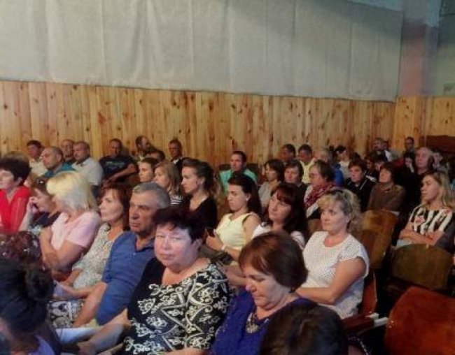 Нардеп Степан Івахів зустрівся з жителями Світязя. ФОТО*