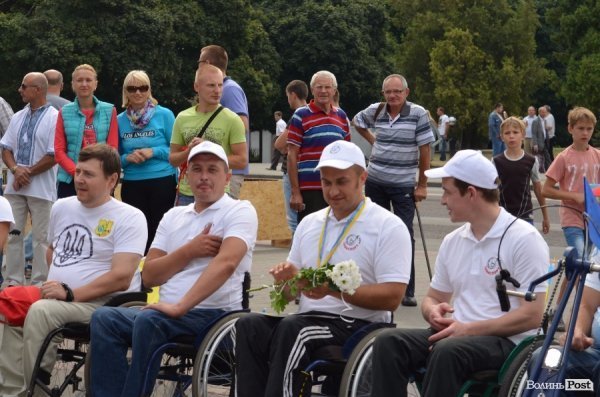 У Луцьку відбулися перегони на візках і хендбайках