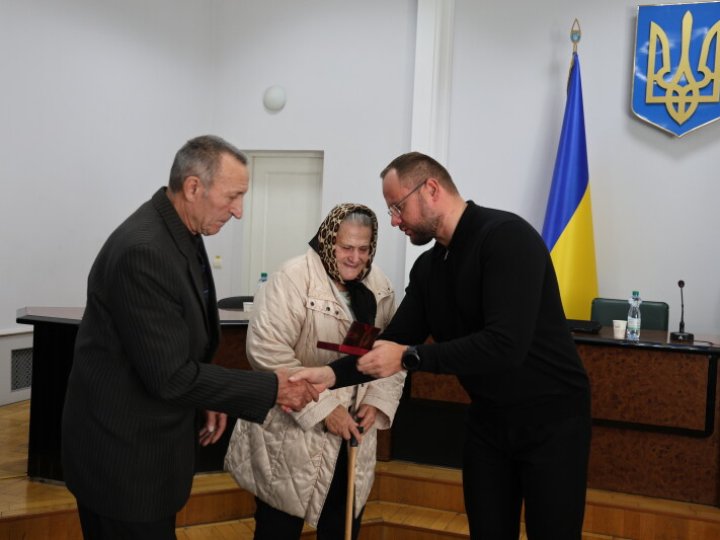 У Луцьку вручили державні нагороди родинам загиблих захисників України