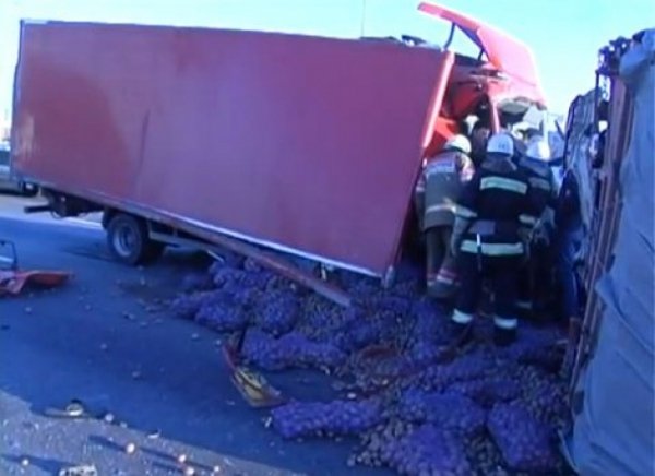 Страшна аварія у Києві. ФОТО