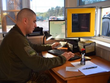 За три місяці на волинському кордоні зловили понад 80 порушників з фальшивими документами