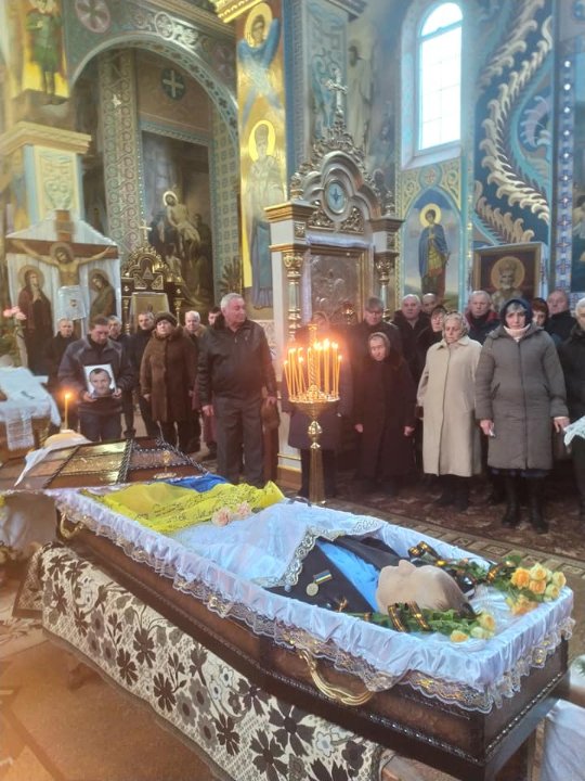 На Волині поховали демобілізованого бійця танкової бригади, який передчасно пішов з життя. ФОТО