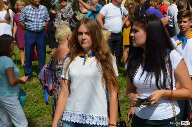 Танець від ректора і завдання від губернатора: як у луцькому «політесі» першачків зустрічали. ФОТО