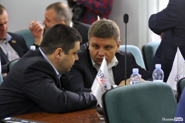 «Переворот» у Луцькій міськраді: 37 фотомиттєвостей