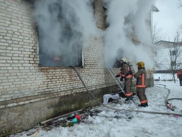 На Волині горіла квартира: госпіталізували 30-річного чоловіка