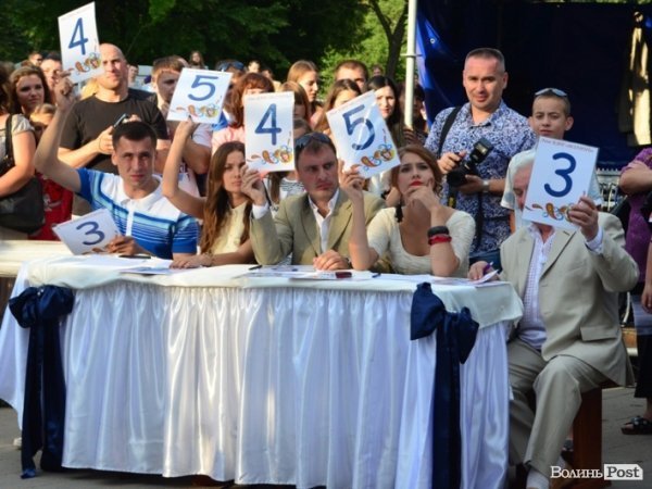 Конкурс краси: у Луцьку вибрали «першу леді Волині». ФОТО 