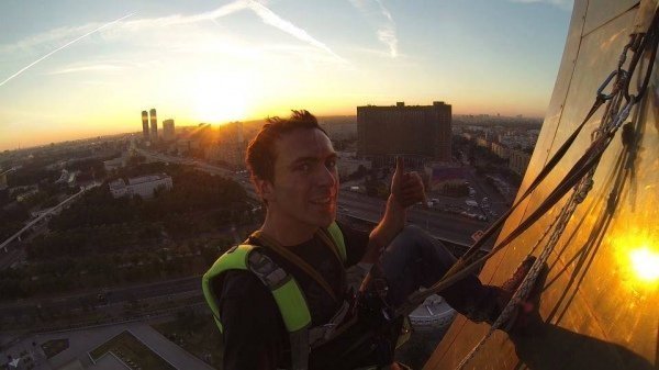 «Теракт» на висотці в Москві: російські ЗМІ опублікували імена підозрюваних. ФОТО 