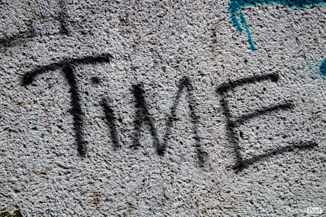 Біля Свято-Троїцького кафедрального собору