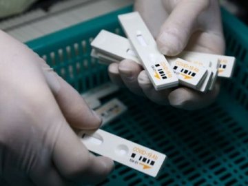 На  «Ягодині» роблять тести людям, які можуть «привезти» штам вірусу «Дельта». ВІДЕО