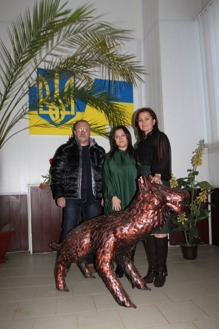 Волинський коваль продає свою дорогоцінну колекцію заради армії. ФОТО