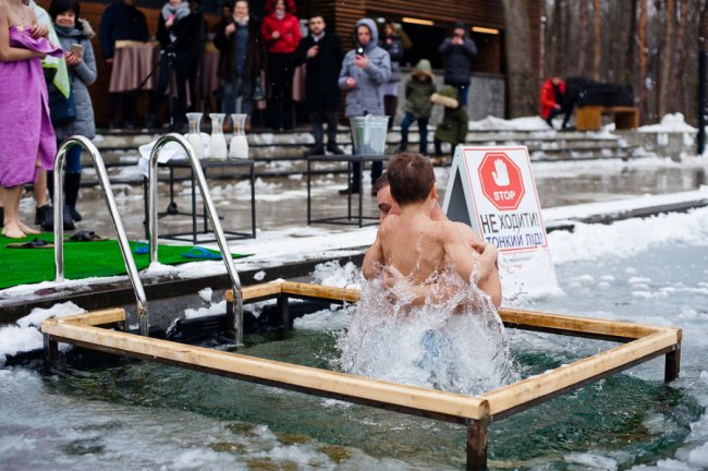 Як святкували Водохреще в ресторані-курорті біля Луцька. ФОТО